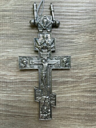Крест латунный в серебрении и чернении без цепи
